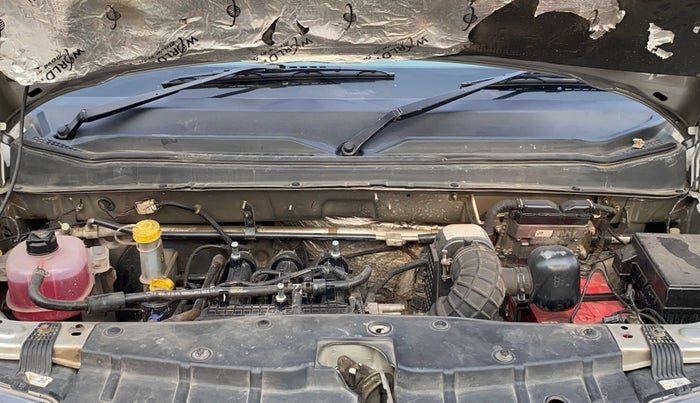 2020 Mahindra KUV 100 NXT K2+ P 6 STR, Petrol, Manual, 77,235 km, Engine View