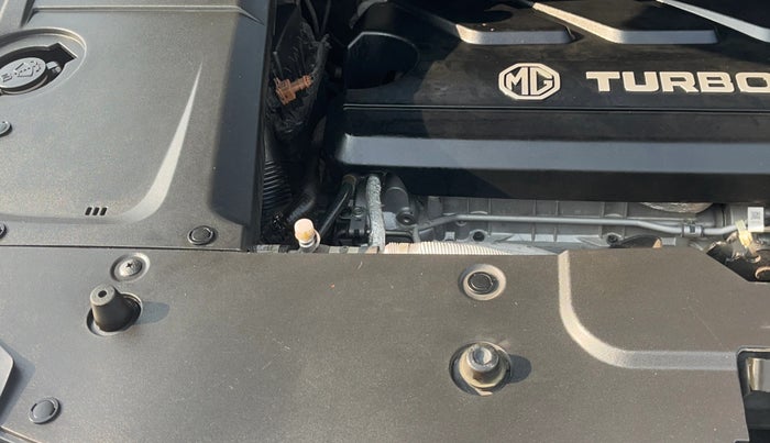 2023 MG HECTOR SAVVY PRO 1.5 TURBO CVT PETROL, Petrol, Automatic, 36,916 km, Engine View - Right