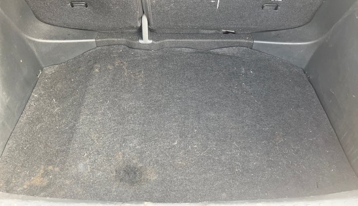 2022 Volkswagen TAIGUN TOPLINE 1.0 TSI AT, Petrol, Automatic, 88,974 km, Boot Inside