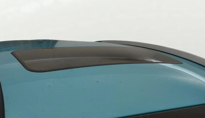 2025 Tata NEXON CREATIVE + SUNROOF AMT 1.5 DIESEL, Diesel, Automatic, 16,584 km, Moonroof/ Sunroof