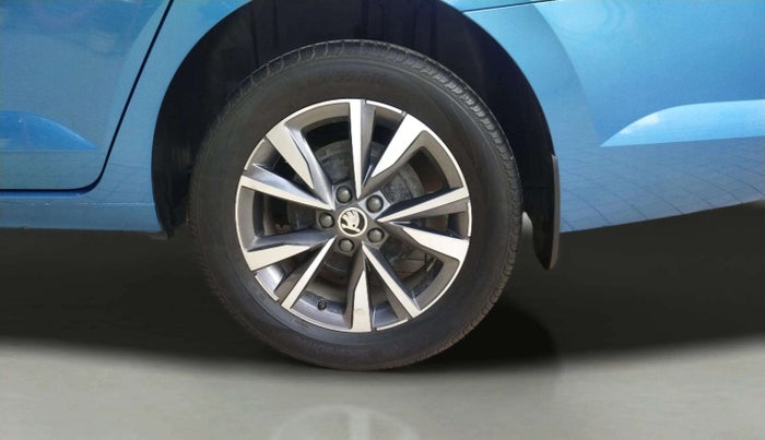 2022 Skoda SLAVIA STYLE 1.5L TSI DSG, Petrol, Automatic, 25,970 km, Left Rear Wheel