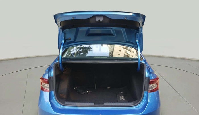 2022 Skoda SLAVIA STYLE 1.5L TSI DSG, Petrol, Automatic, 25,970 km, Boot Door Open