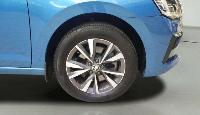 2022 Skoda SLAVIA STYLE 1.5L TSI DSG, Petrol, Automatic, 25,970 km, Right Front Wheel