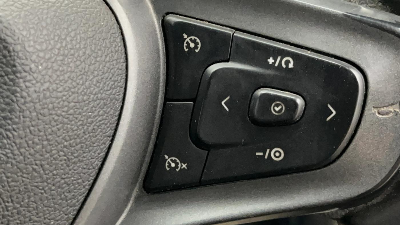 2022 Tata ALTROZ XZA PLUS DARK EDTION, Petrol, Automatic, 30,367 km, Adaptive Cruise Control