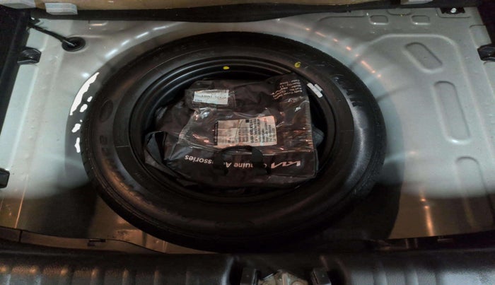 2023 KIA SONET HTX 1.5 AT, Diesel, Automatic, 27,794 km, Spare Tyre