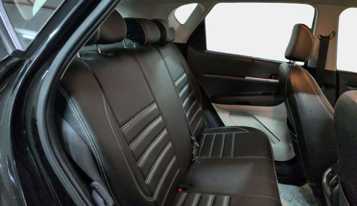 2023 KIA SONET HTX 1.5 AT, Diesel, Automatic, 27,794 km, Right Side Rear Door Cabin