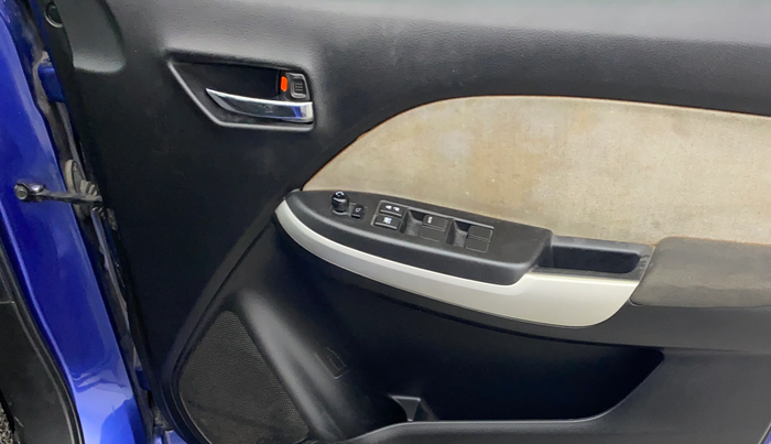 2017 Maruti Baleno ALPHA PETROL 1.2, Petrol, Manual, 73,309 km, Driver Side Door Panels Control