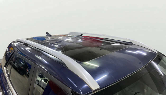 2020 Hyundai VENUE SX (O) 1.5 CRDI, Diesel, Manual, 88,879 km, Moonroof/ Sunroof