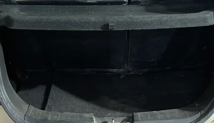 2016 Maruti Wagon R 1.0 VXI, Petrol, Manual, 31,925 km, Boot Inside