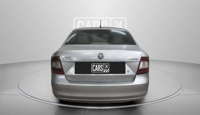 2015 Skoda Rapid AMBITION 1.5 TDI, Diesel, Manual, 1,09,469 km, Back/Rear