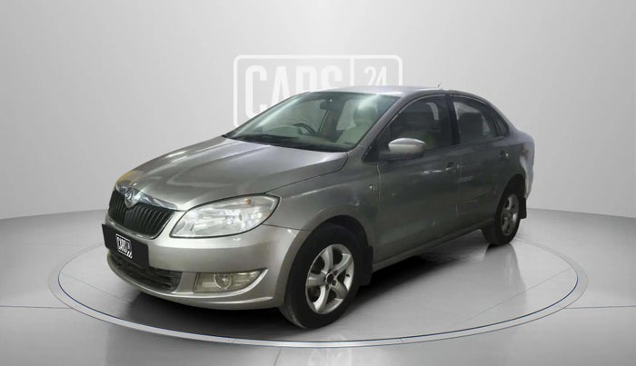 2015 Skoda Rapid AMBITION 1.5 TDI, Diesel, Manual, 1,09,469 km, Left Front Diagonal