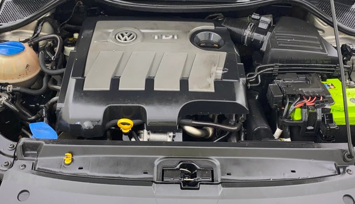 2013 Volkswagen Vento HIGHLINE DIESEL 1.6, Diesel, Manual, 99,563 km, Engine View