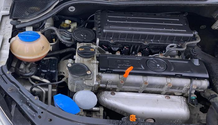 2013 Skoda Rapid 1.6 MPI ACTIVE, Petrol, Manual, 44,325 km, Engine View - Right