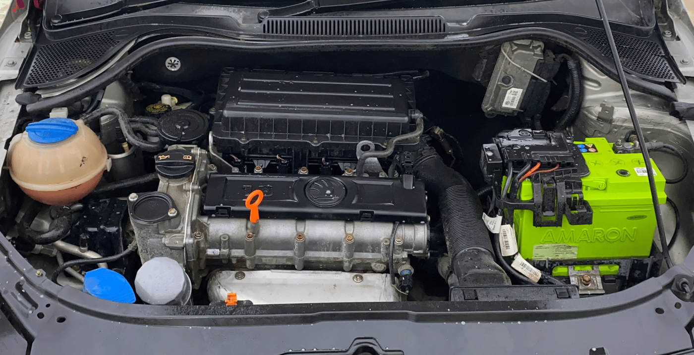 2013 Skoda Rapid 1.6 MPI ACTIVE, Petrol, Manual, 44,325 km, Engine View