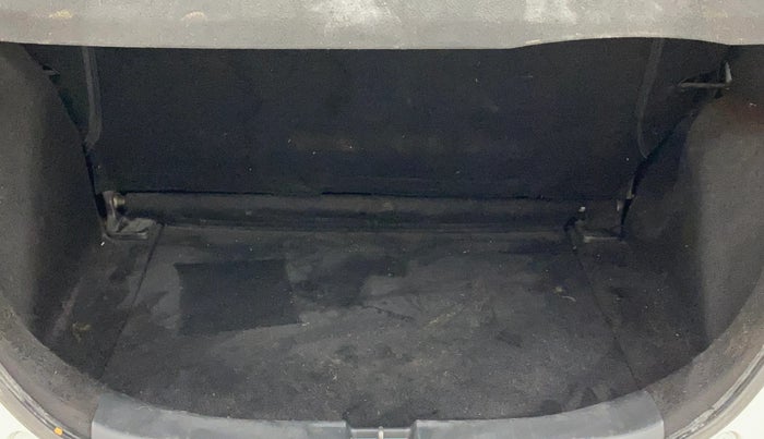 2018 Honda Jazz 1.2L I-VTEC V, Petrol, Manual, 73,288 km, Boot Inside