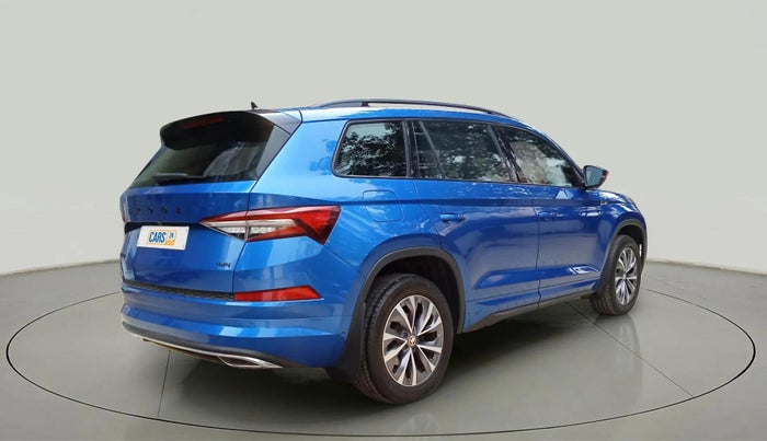 2023 Skoda Kodiaq SPORTLINE, Petrol, Automatic, 41,684 km, Right Back Diagonal