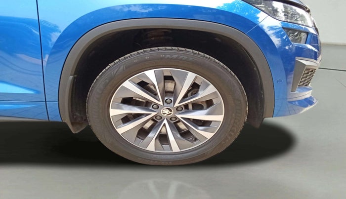 2023 Skoda Kodiaq SPORTLINE, Petrol, Automatic, 41,684 km, Right Front Wheel