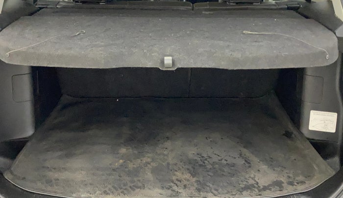 2018 Maruti S Cross ALPHA 1.3, Diesel, Manual, 94,576 km, Boot Inside