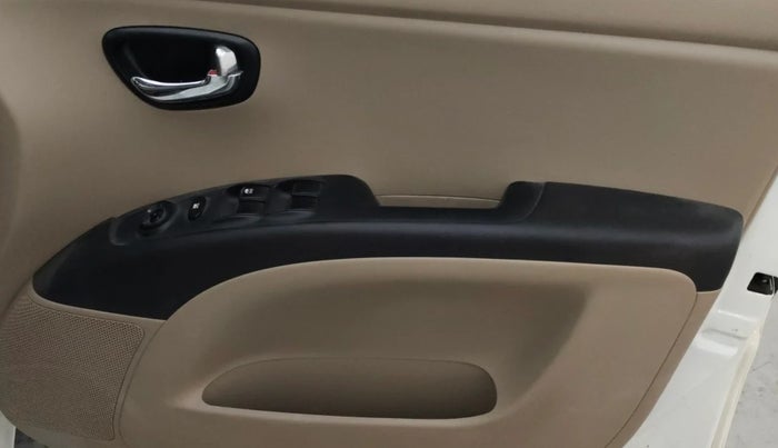 2013 Hyundai i10 SPORTZ 1.2 AT, Petrol, Automatic, 74,410 km, Driver Side Door Panels Control