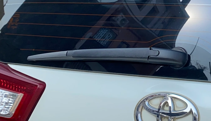 2017 Toyota Innova Crysta 2.8 ZX AT 7 STR, Diesel, Automatic, 67,322 km, Rear Wiper