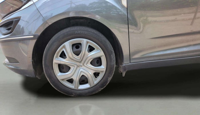 2022 Tata ALTROZ XM PLUS PETROL, Petrol, Manual, 68,671 km, Left Front Wheel