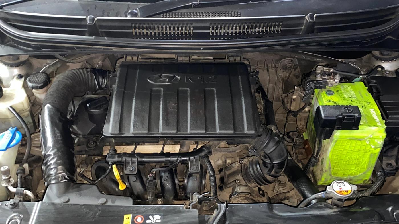 2020 Hyundai AURA E 1.2, Petrol, Manual, 1,17,154 km, Engine View