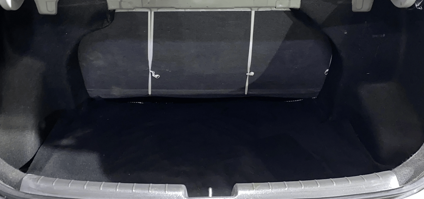 2020 Hyundai AURA E 1.2, Petrol, Manual, 1,17,154 km, Boot Inside