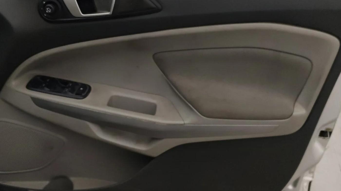 2014 Ford Ecosport TITANIUM 1.5L DIESEL, Diesel, Manual, 98,308 km, Driver Side Door Panels Control