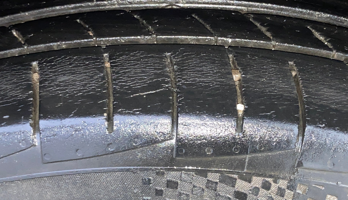 2017 Hyundai Creta SX (O) 1.6 DIESEL, Diesel, Manual, 58,139 km, Left Rear Tyre Tread