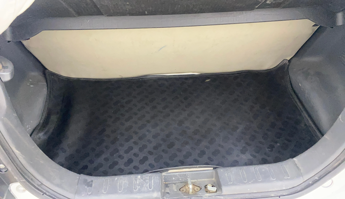 2017 Maruti Alto K10 VXI, Petrol, Manual, 34,734 km, Boot Inside