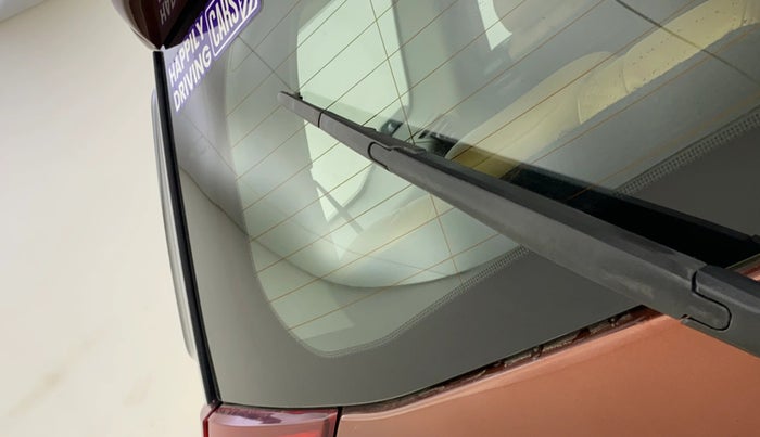 2018 Mahindra XUV500 W11 AT, Diesel, Automatic, 32,550 km, Rear Wiper