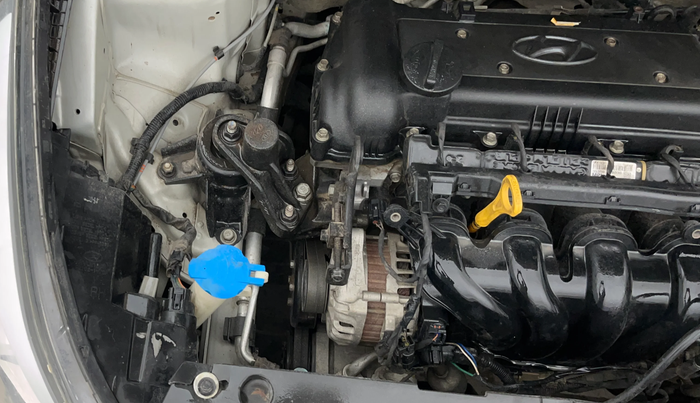 2015 Hyundai Verna FLUIDIC 4S1.6 VTVT S O AT, Petrol, Automatic, 80,101 km, Engine View - Right