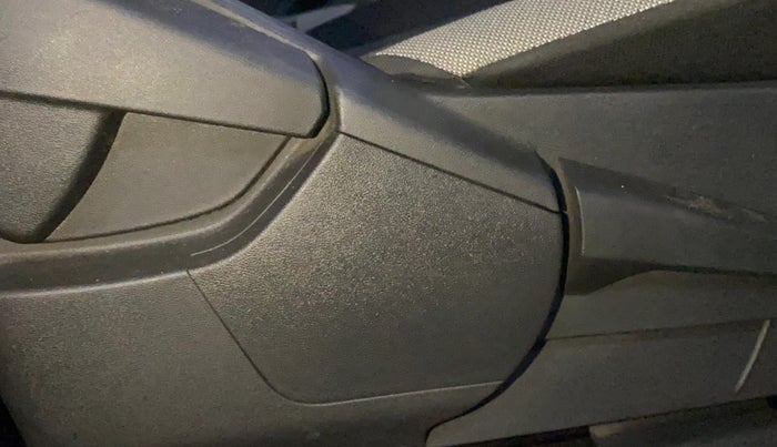 2023 Nissan MAGNITE XV CVT TURBO KURO EDITION , Petrol, Automatic, 19,941 km, Driver Side Adjustment Panel