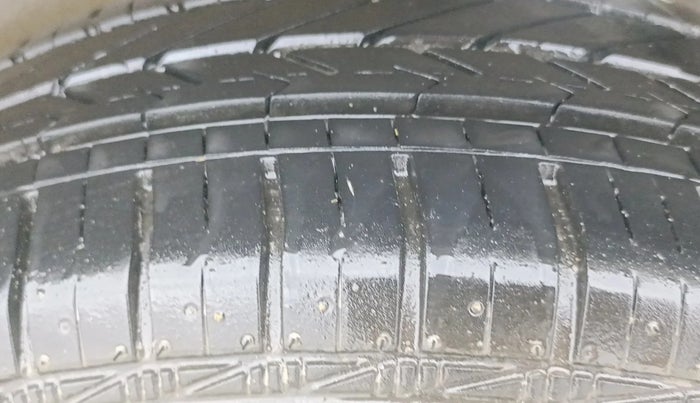2018 Maruti Wagon R 1.0 VXI, Petrol, Manual, 64,806 km, Left Rear Tyre Tread