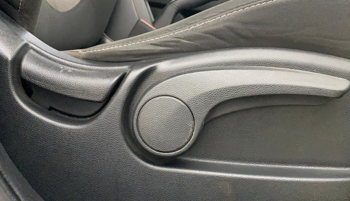 2019 Hyundai Creta SX AT 1.6 PETROL, Petrol, Automatic, 34,359 km, Driver Side Adjustment Panel