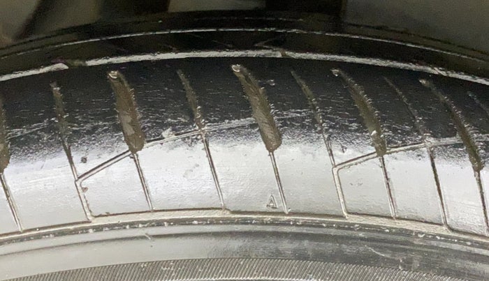 2019 Hyundai Creta SX AT 1.6 PETROL, Petrol, Automatic, 34,359 km, Right Rear Tyre Tread