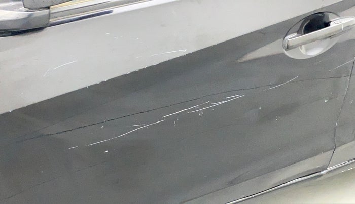 2014 Honda Amaze 1.2L I-VTEC E, Petrol, Manual, 17,202 km, Front passenger door - Slightly dented