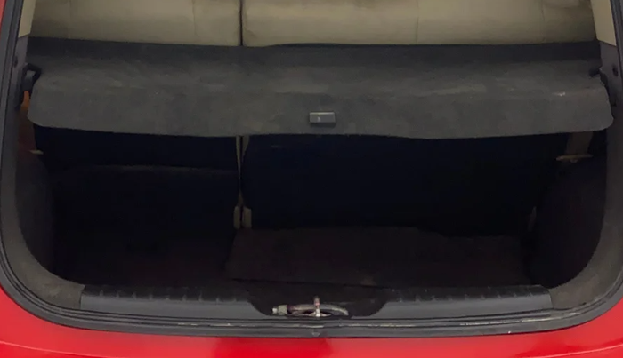 2015 Chevrolet Sail 1.2 LS ABS, Petrol, Manual, 83,959 km, Boot Inside