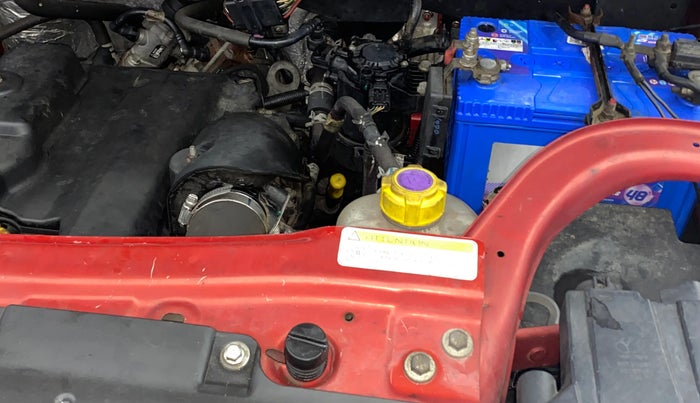 2017 Mahindra TUV300 T8, Diesel, Manual, 1,09,644 km, Engine View - Left