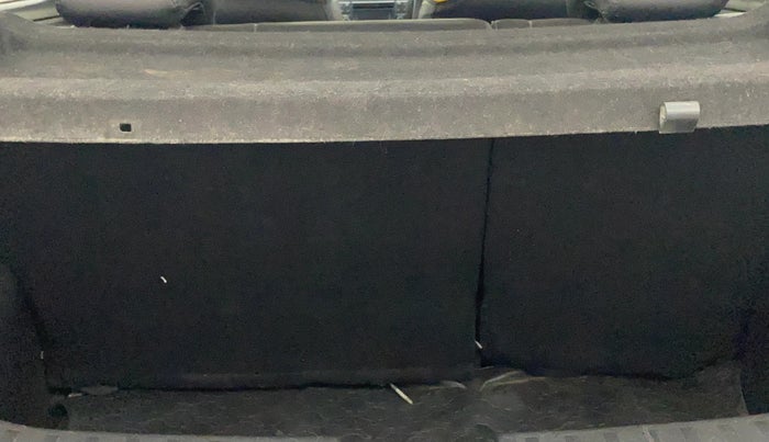 2015 Maruti Swift VXI, Petrol, Manual, 92,771 km, Boot Inside