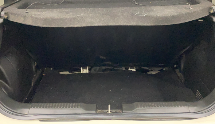 2018 Maruti Swift VXI AMT, Petrol, Automatic, 79,375 km, Boot Inside