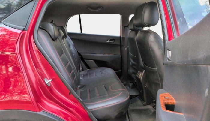 2016 Hyundai Creta SX PLUS 1.6 PETROL, Petrol, Manual, 59,831 km, Right Side Rear Door Cabin