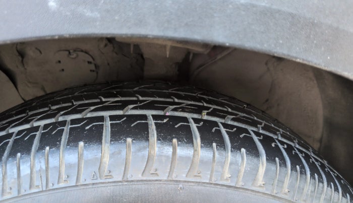 2016 Hyundai Creta SX PLUS 1.6 PETROL, Petrol, Manual, 59,831 km, Right Rear Tyre Tread