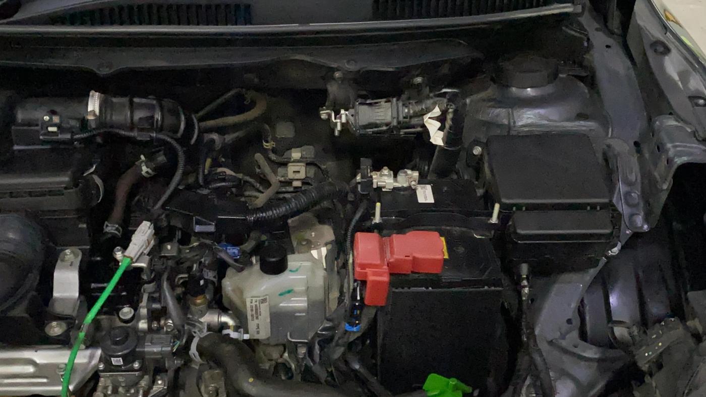 2024 Maruti Baleno DELTA 1.2 AGS, Petrol, Automatic, 30,517 km, Engine View - Left