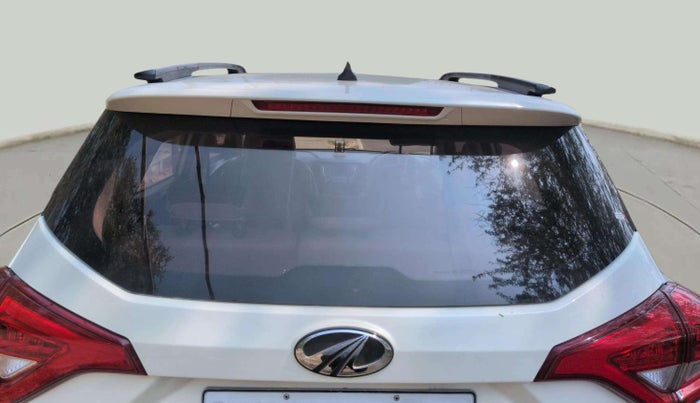 2021 Mahindra XUV300 W6 1.2 PETROL, Petrol, Manual, 58,657 km, Rear Windshield