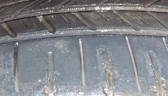 2023 Tata ALTROZ XM PLUS PETROL, Petrol, Manual, 83,213 km, Left Front Tyre Tread