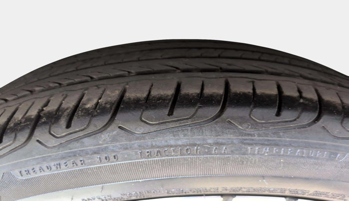 2021 Skoda Octavia L&K 2.0 AT, Petrol, Automatic, 47,214 km, Right Rear Tyre Tread