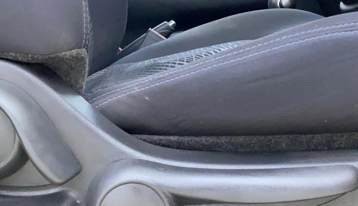 2017 Nissan Micra XV CVT, Petrol, Automatic, 39,108 km, Driver Side Adjustment Panel