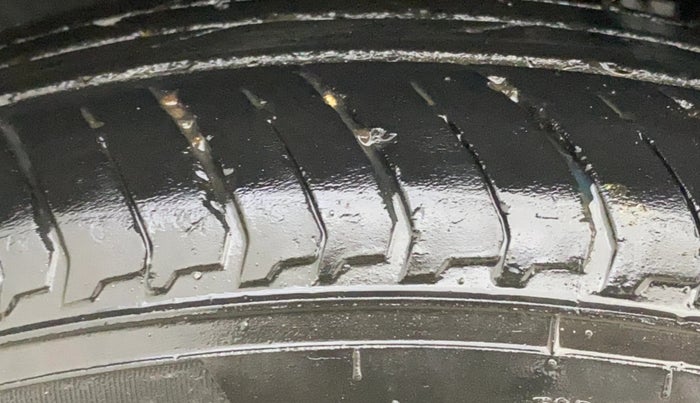 2021 Renault Kiger RXT AMT, Petrol, Automatic, 40,204 km, Right Rear Tyre Tread