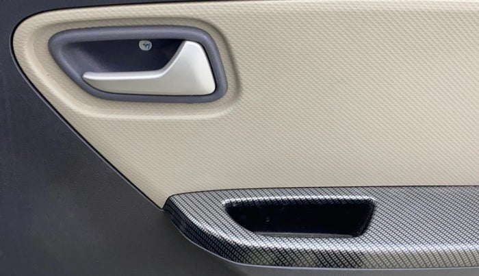 2015 Maruti Alto K10 VXI AMT, Petrol, Automatic, 30,130 km, Driver Side Door Panels Control